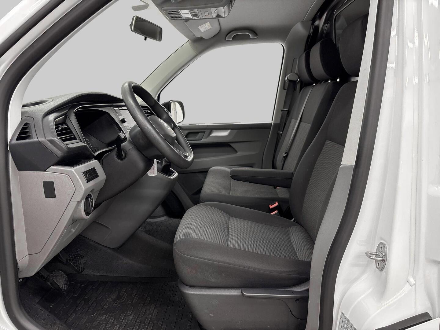 VOLKSWAGEN Transporter 2022