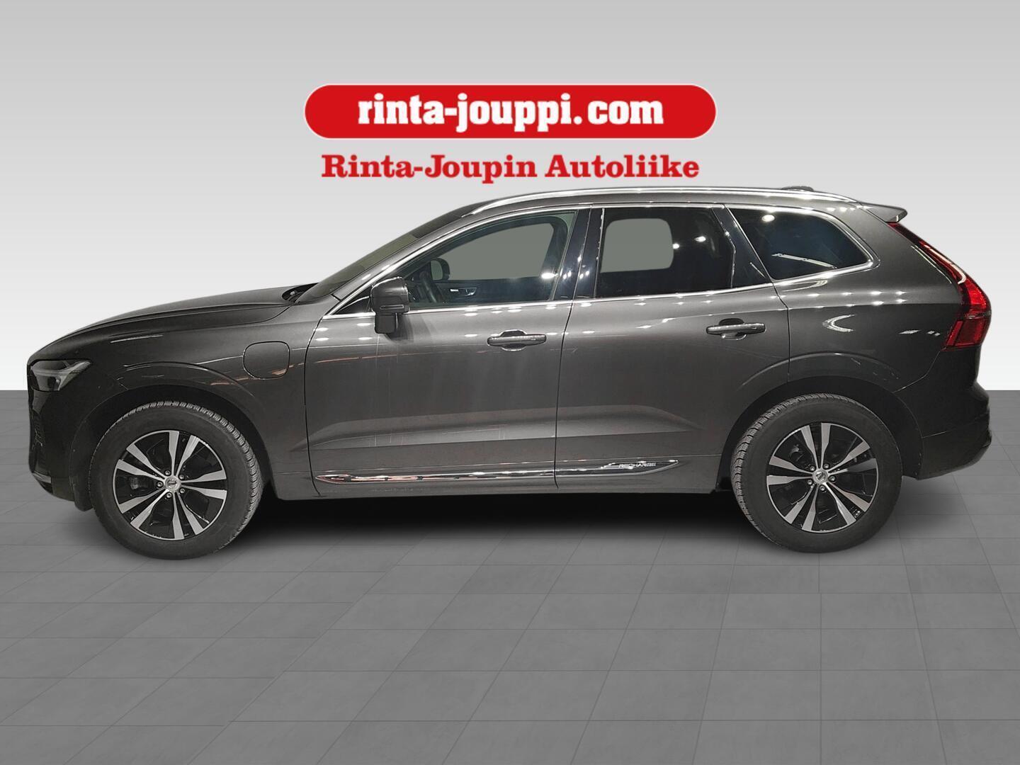 VOLVO XC60 2023