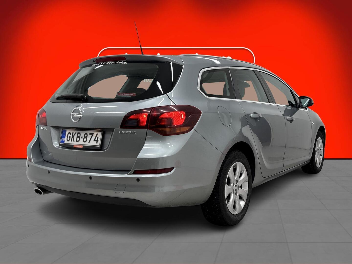 OPEL Astra 2012
