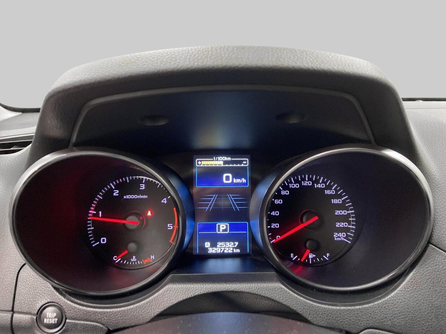 SUBARU Outback 2015