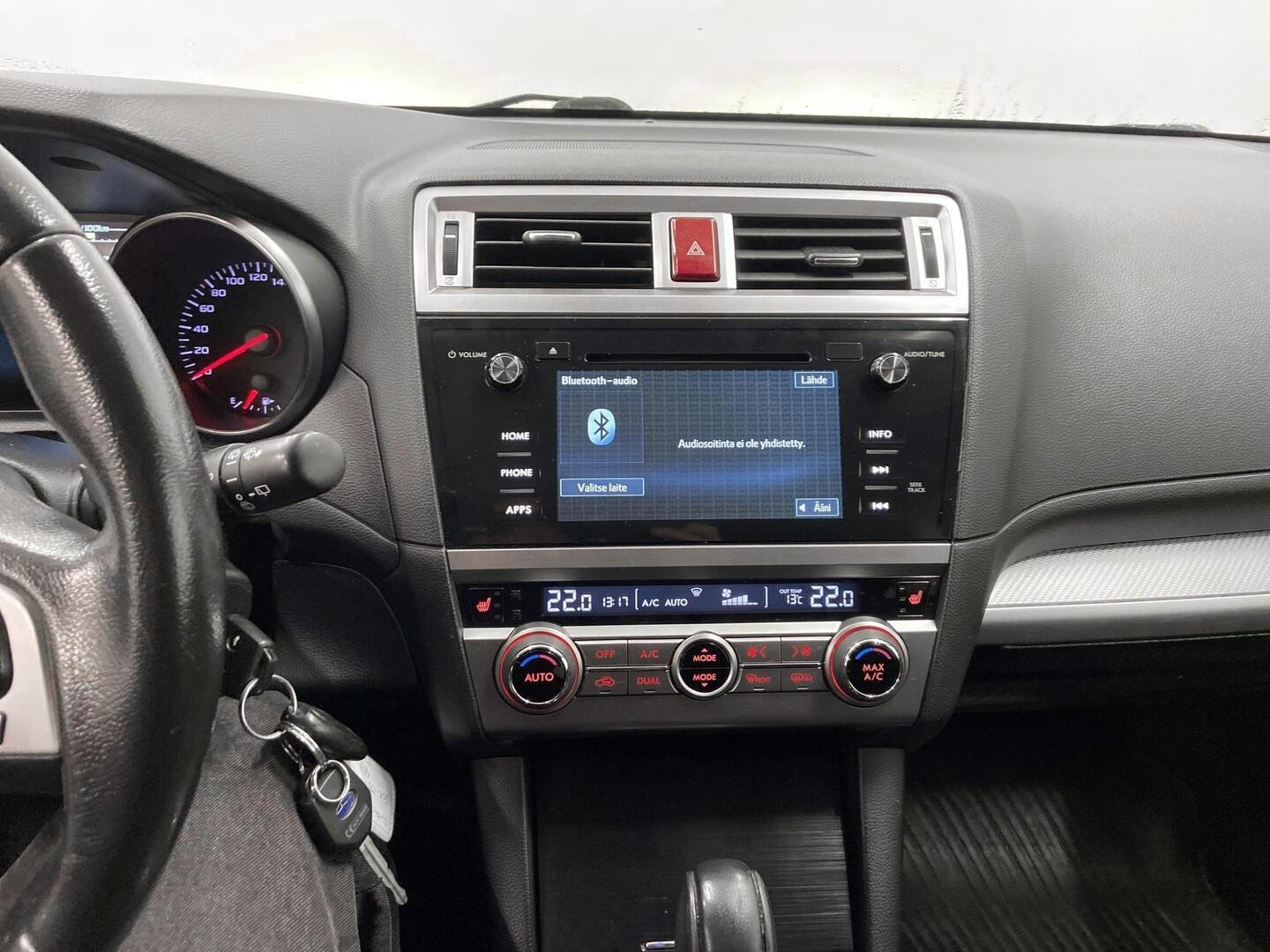 SUBARU Outback 2015