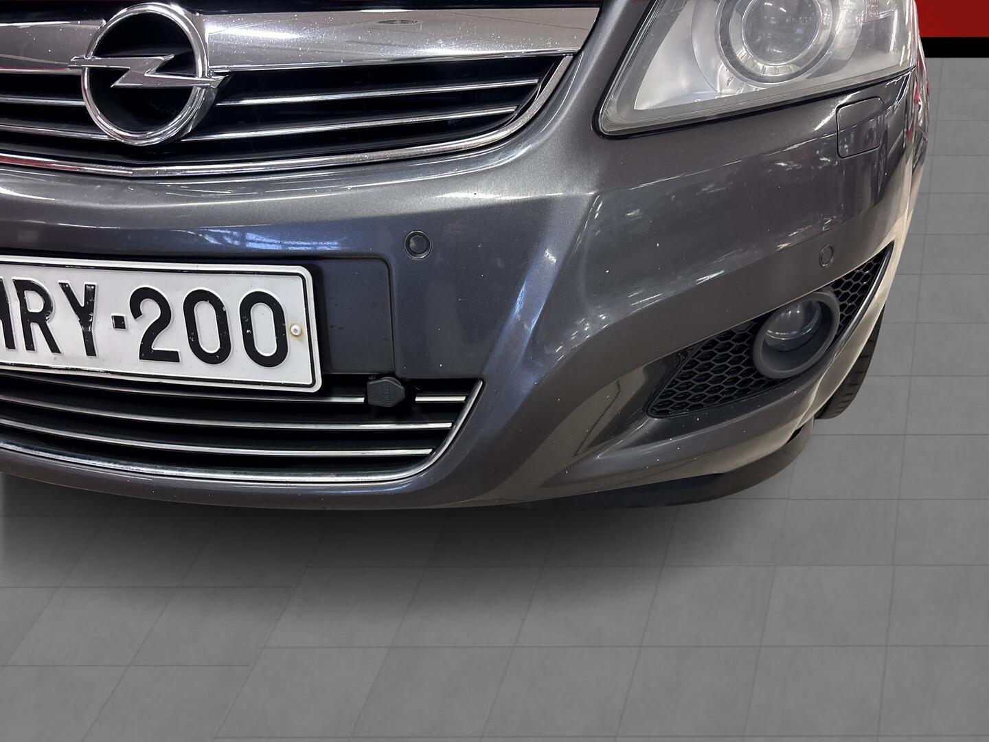OPEL Zafira 2010