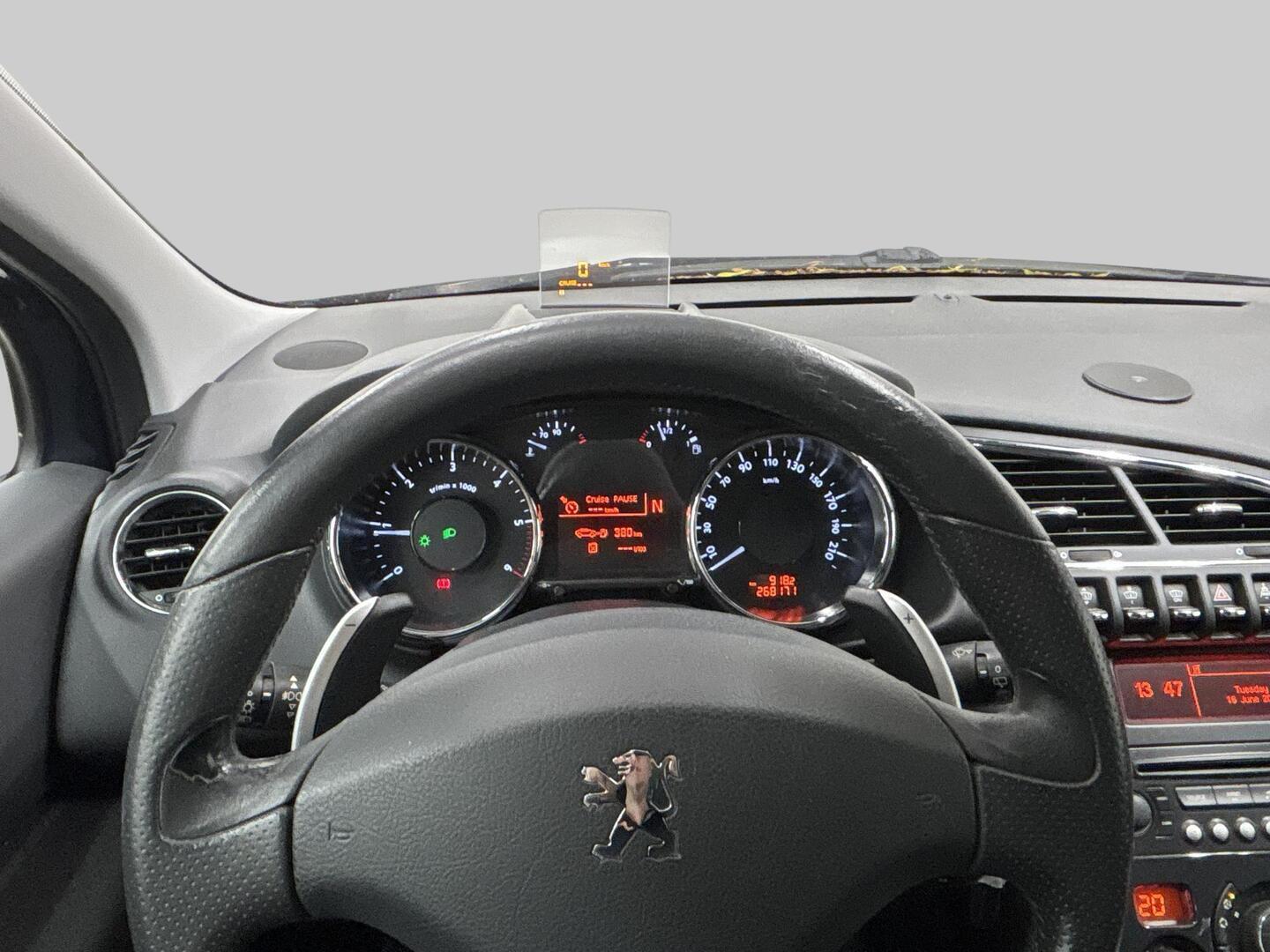 PEUGEOT 3008 2010