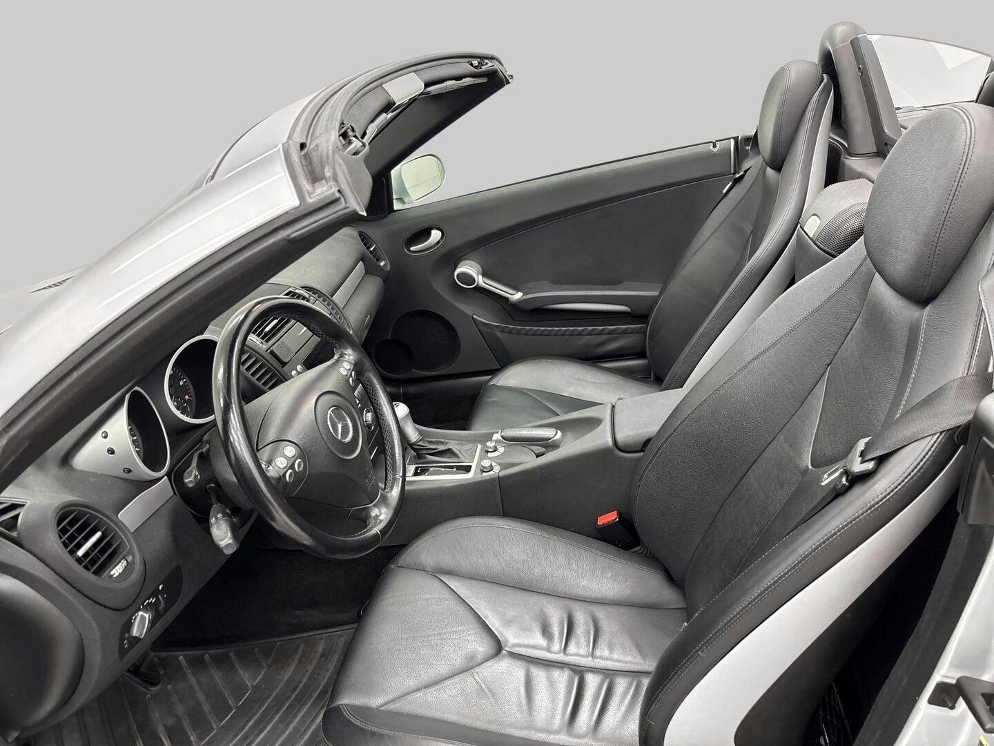 MERCEDES-BENZ SLK 2005