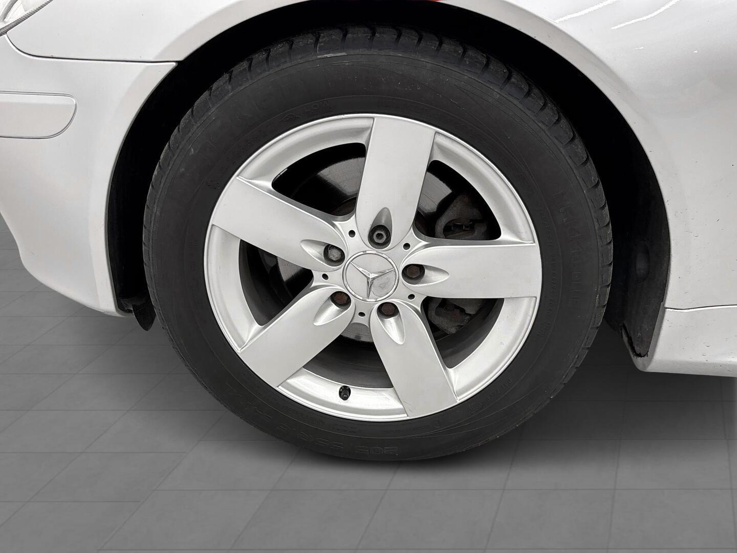 MERCEDES-BENZ SLK 2005