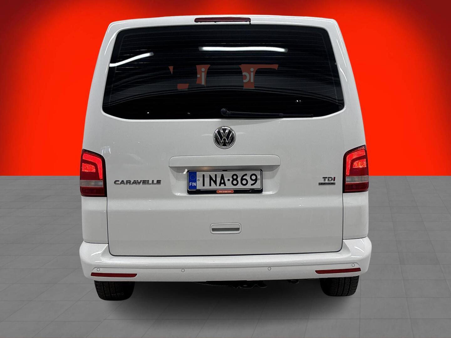 VOLKSWAGEN Caravelle 2014