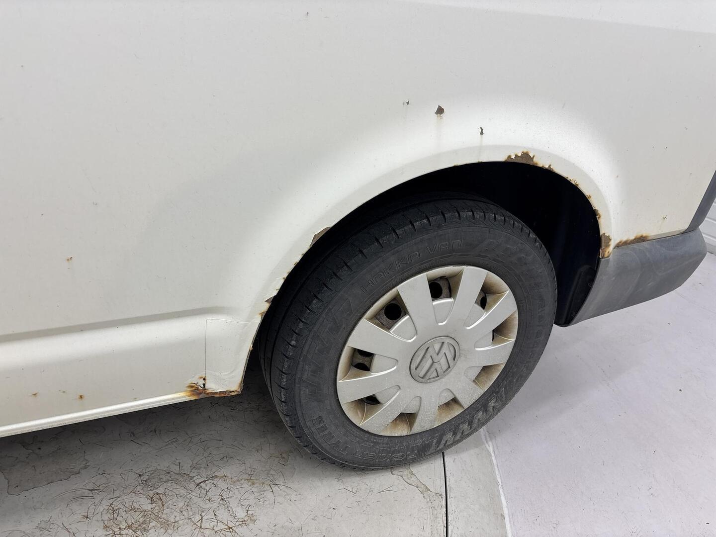 VOLKSWAGEN Transporter 2005