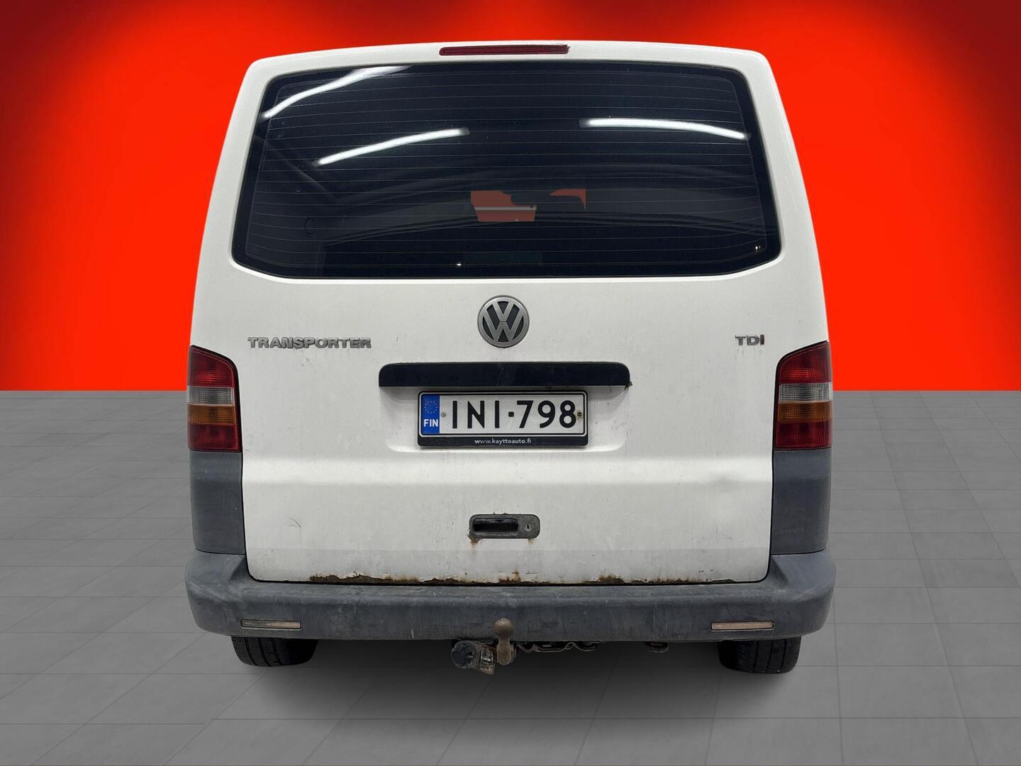 VOLKSWAGEN Transporter 2005