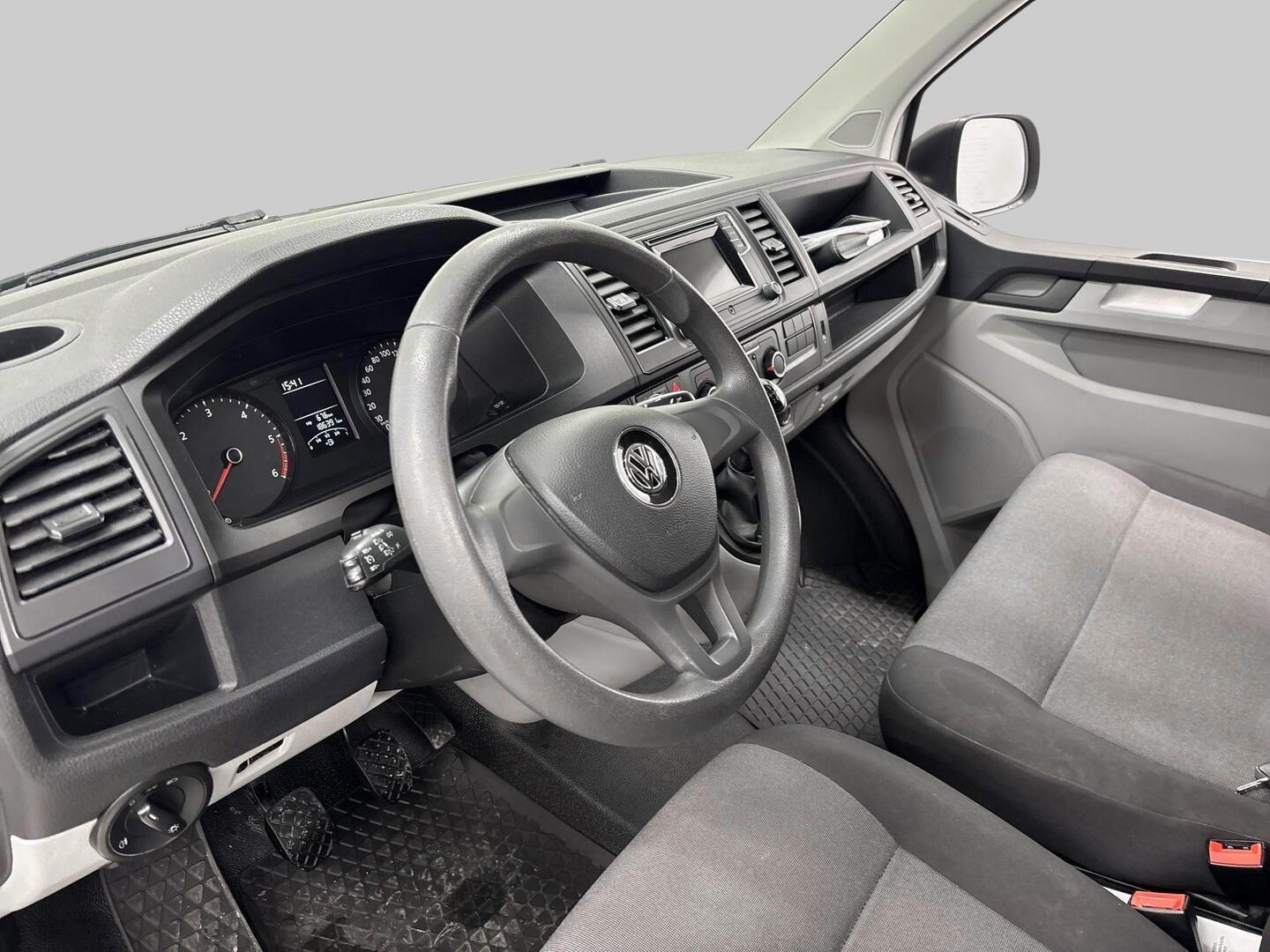 VOLKSWAGEN Transporter 2018