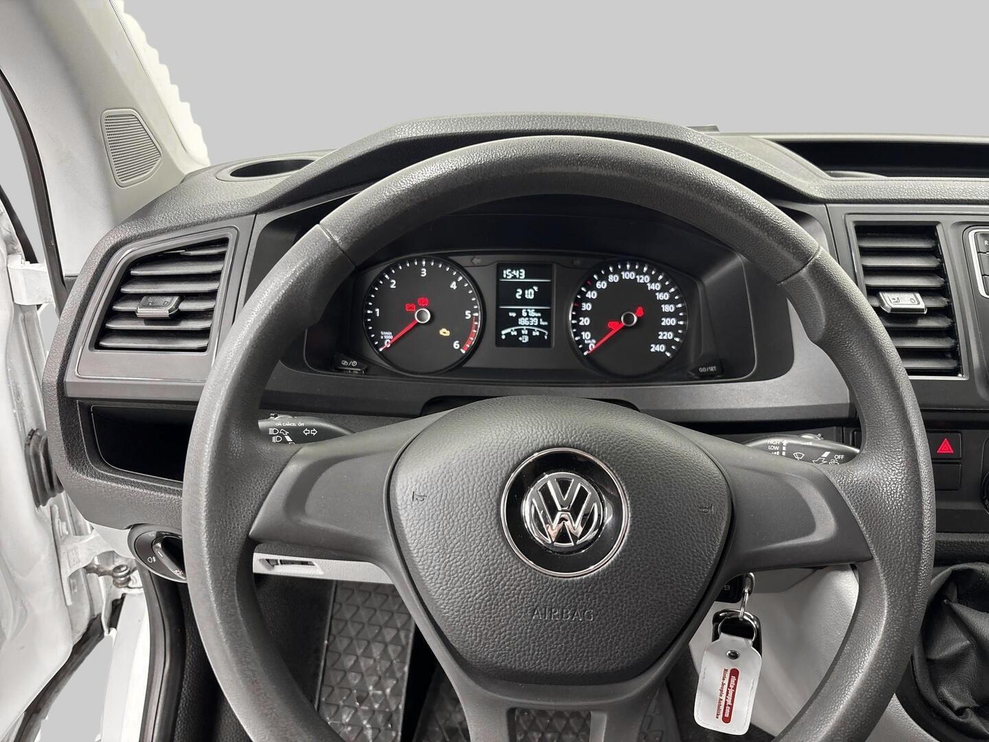 VOLKSWAGEN Transporter 2018
