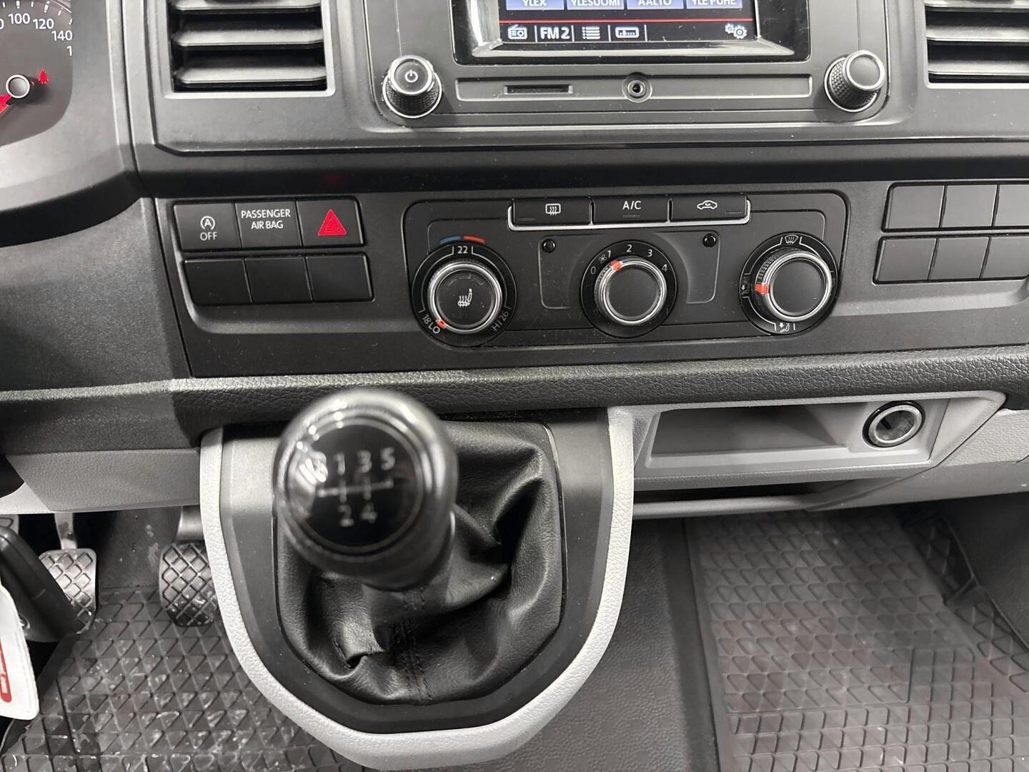 VOLKSWAGEN Transporter 2018