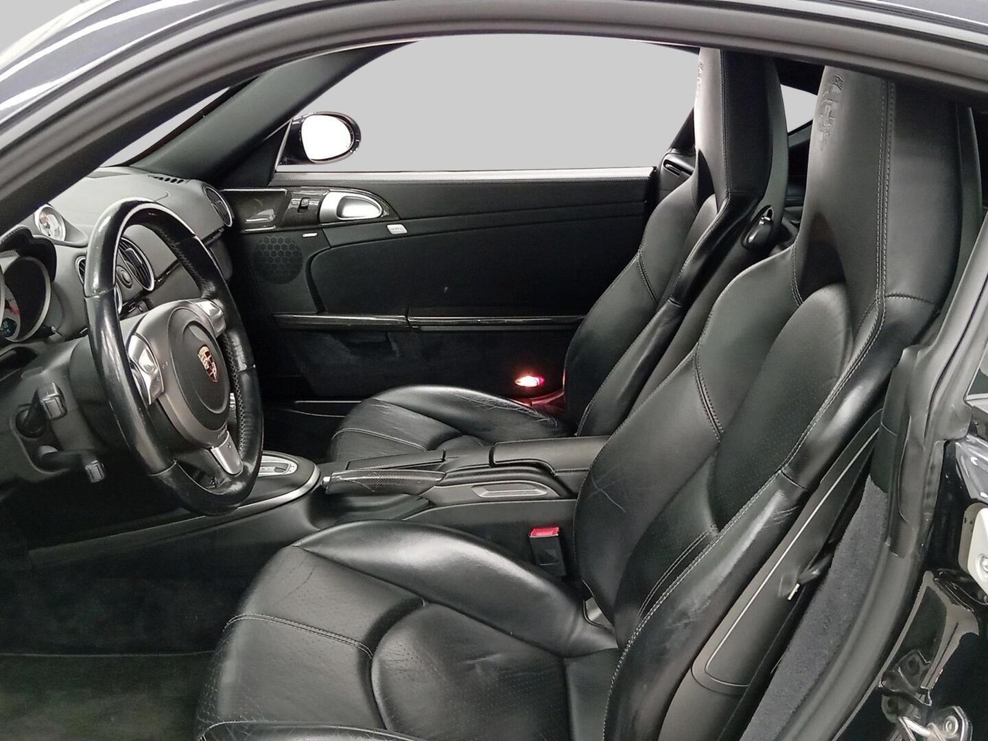 PORSCHE Cayman 2008