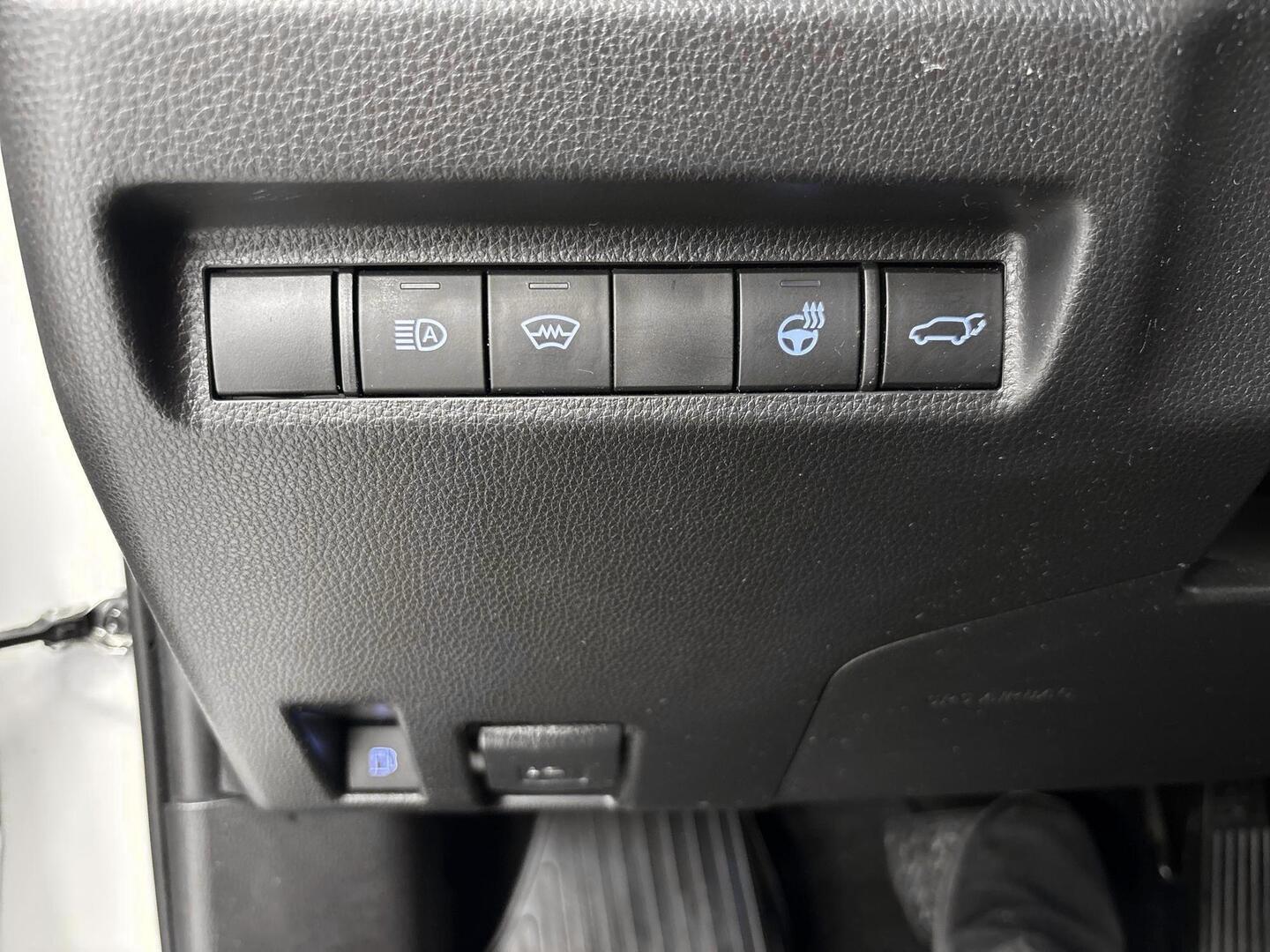 TOYOTA RAV4 2022