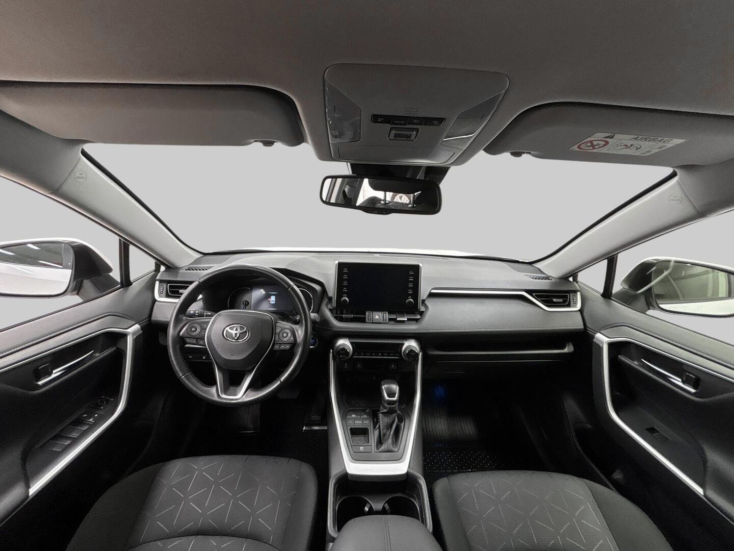 TOYOTA RAV4 2022