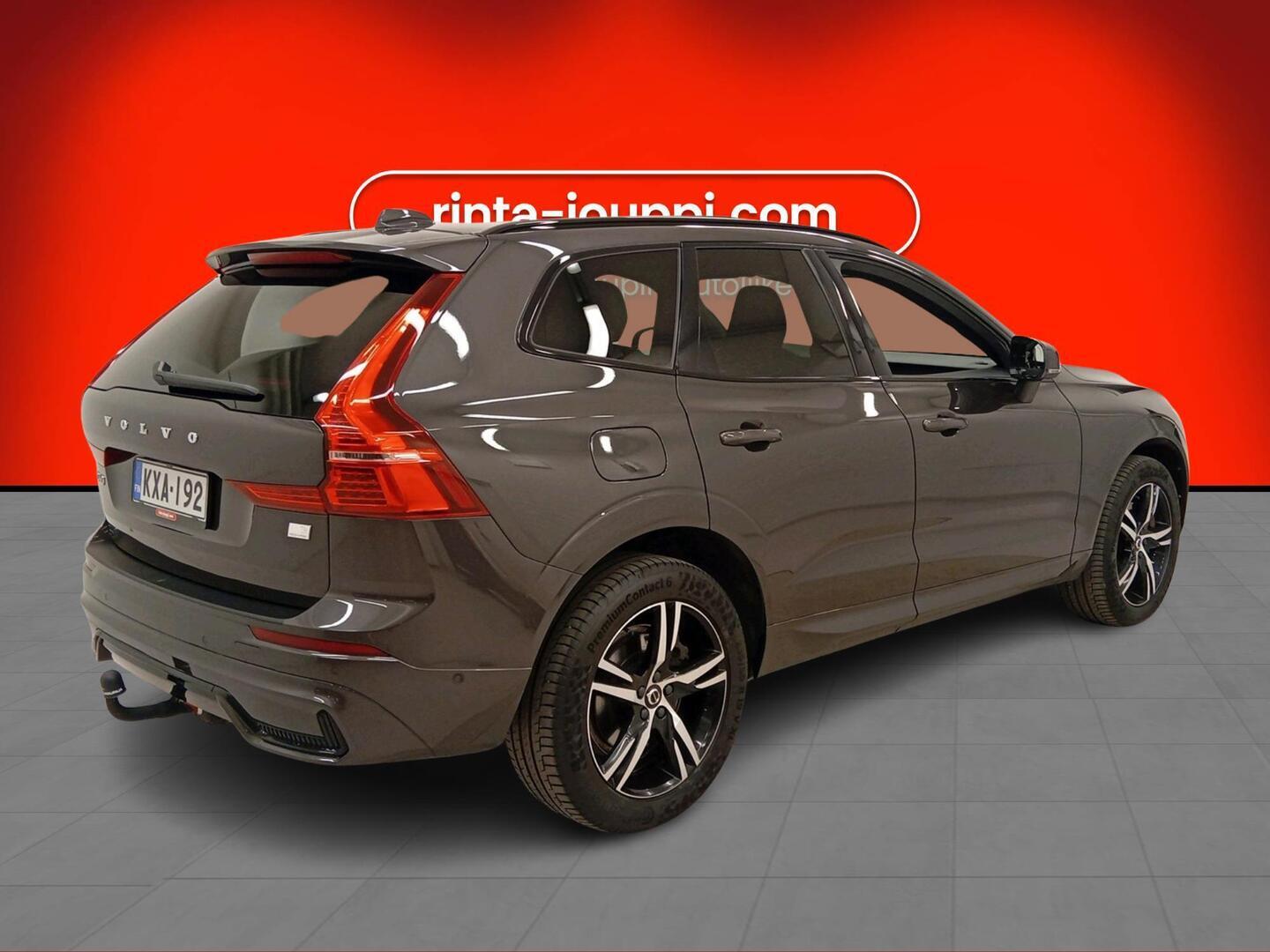 VOLVO XC60 2022