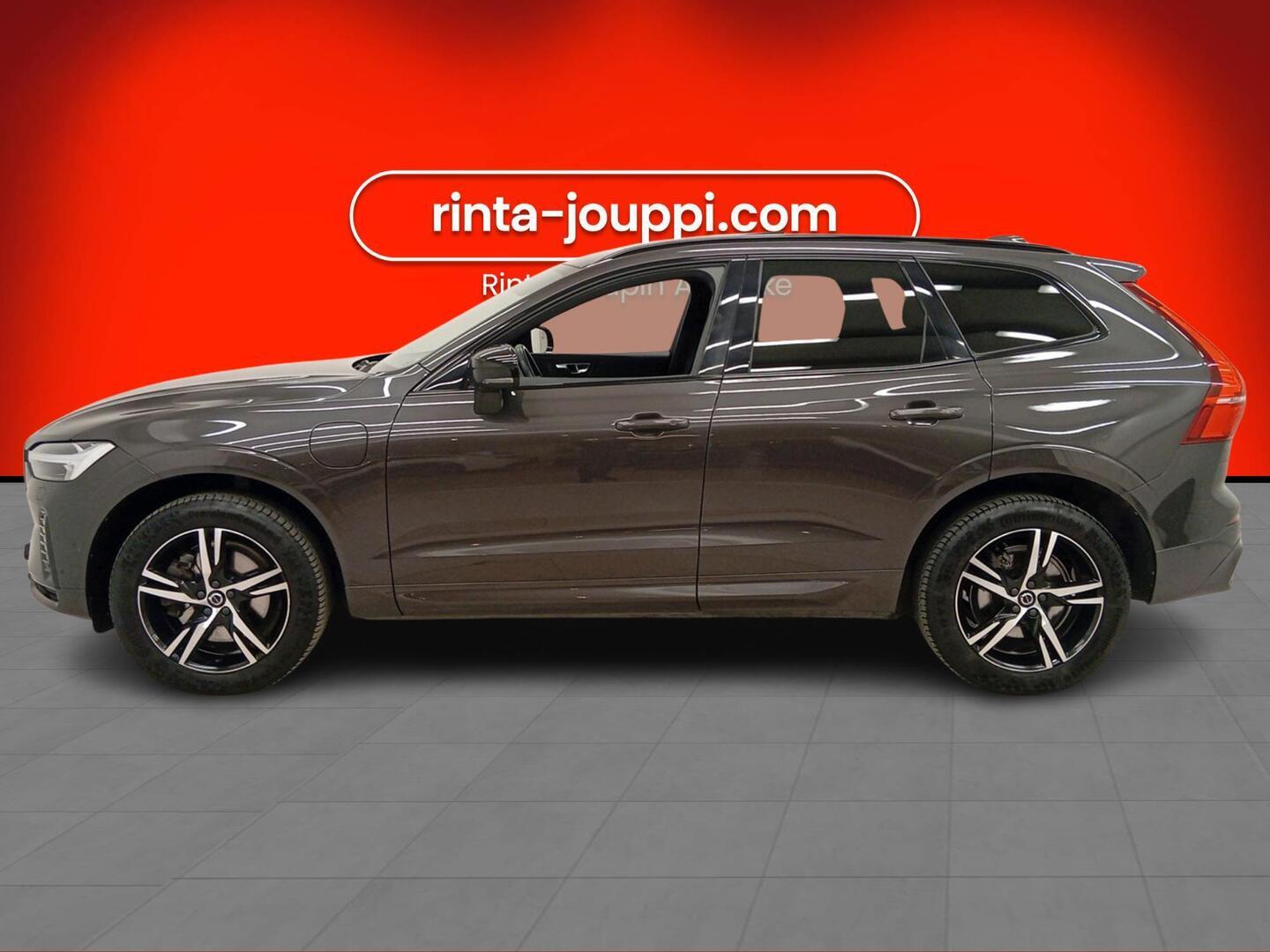 VOLVO XC60 2022