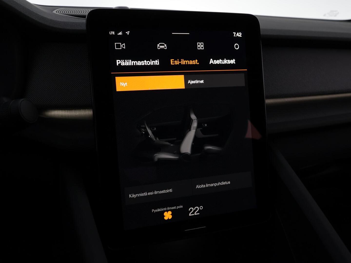 POLESTAR 2 2024
