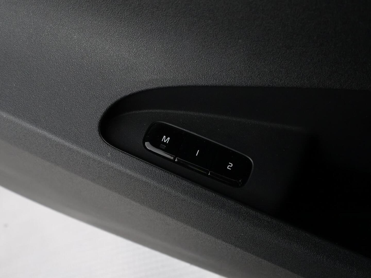 POLESTAR 2 2024