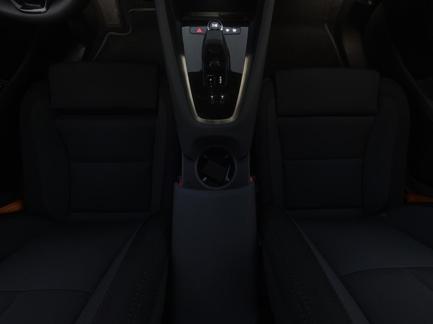 POLESTAR 2 2024
