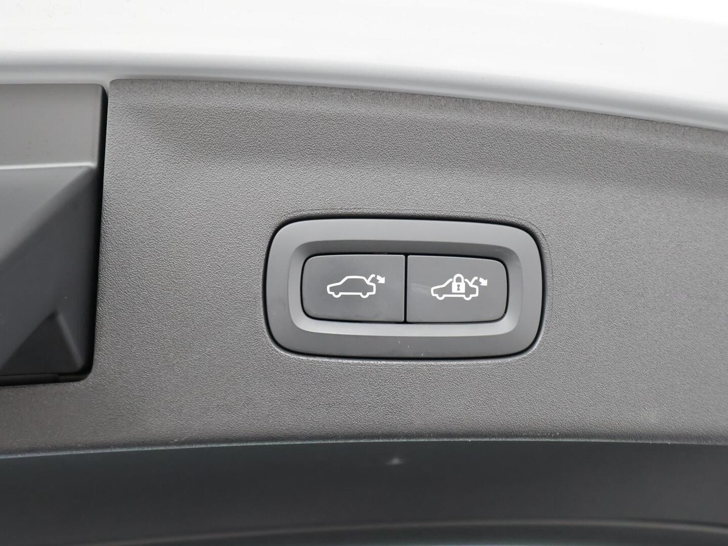 POLESTAR 2 2024