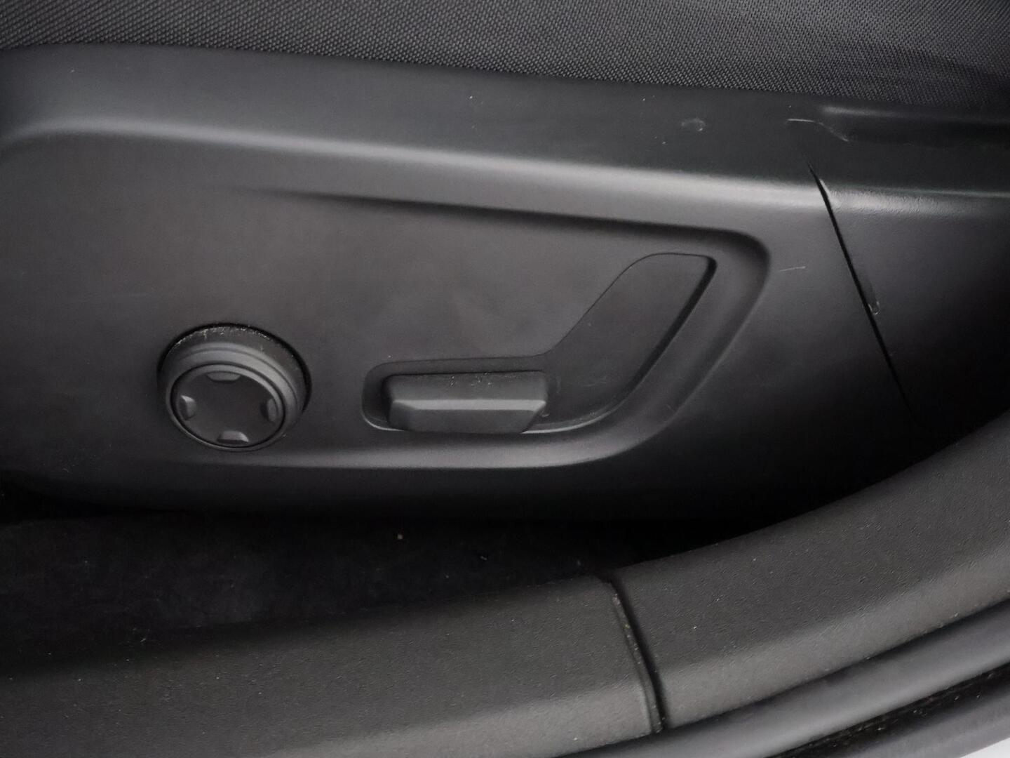 POLESTAR 2 2024