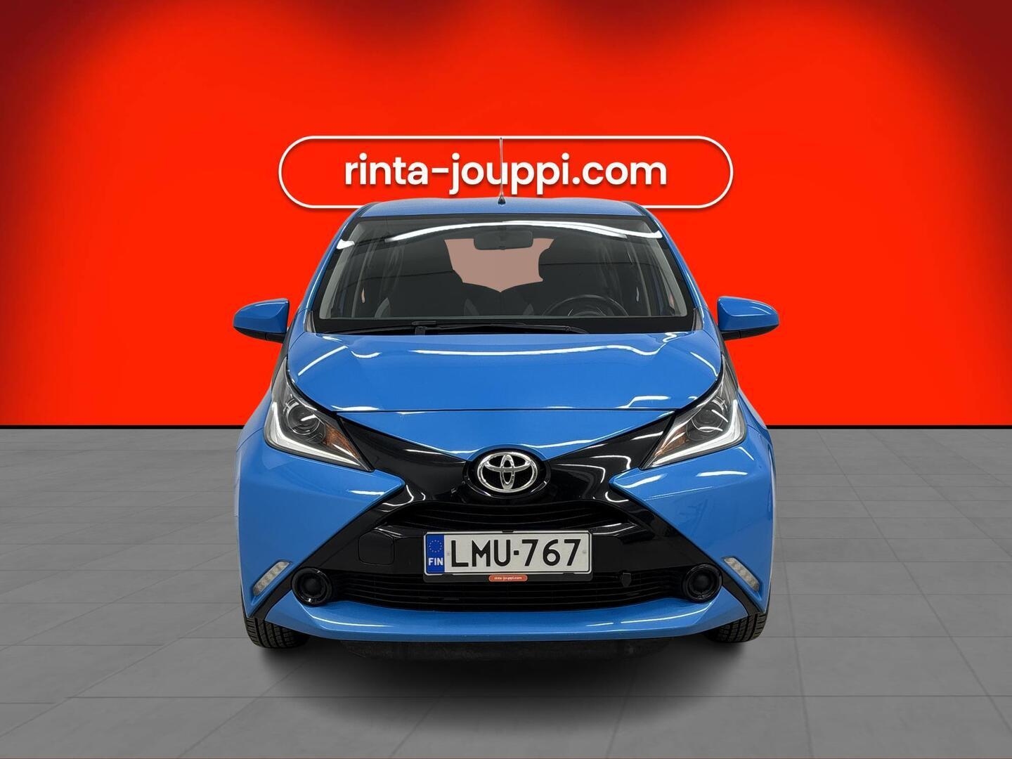 TOYOTA AYGO 2015