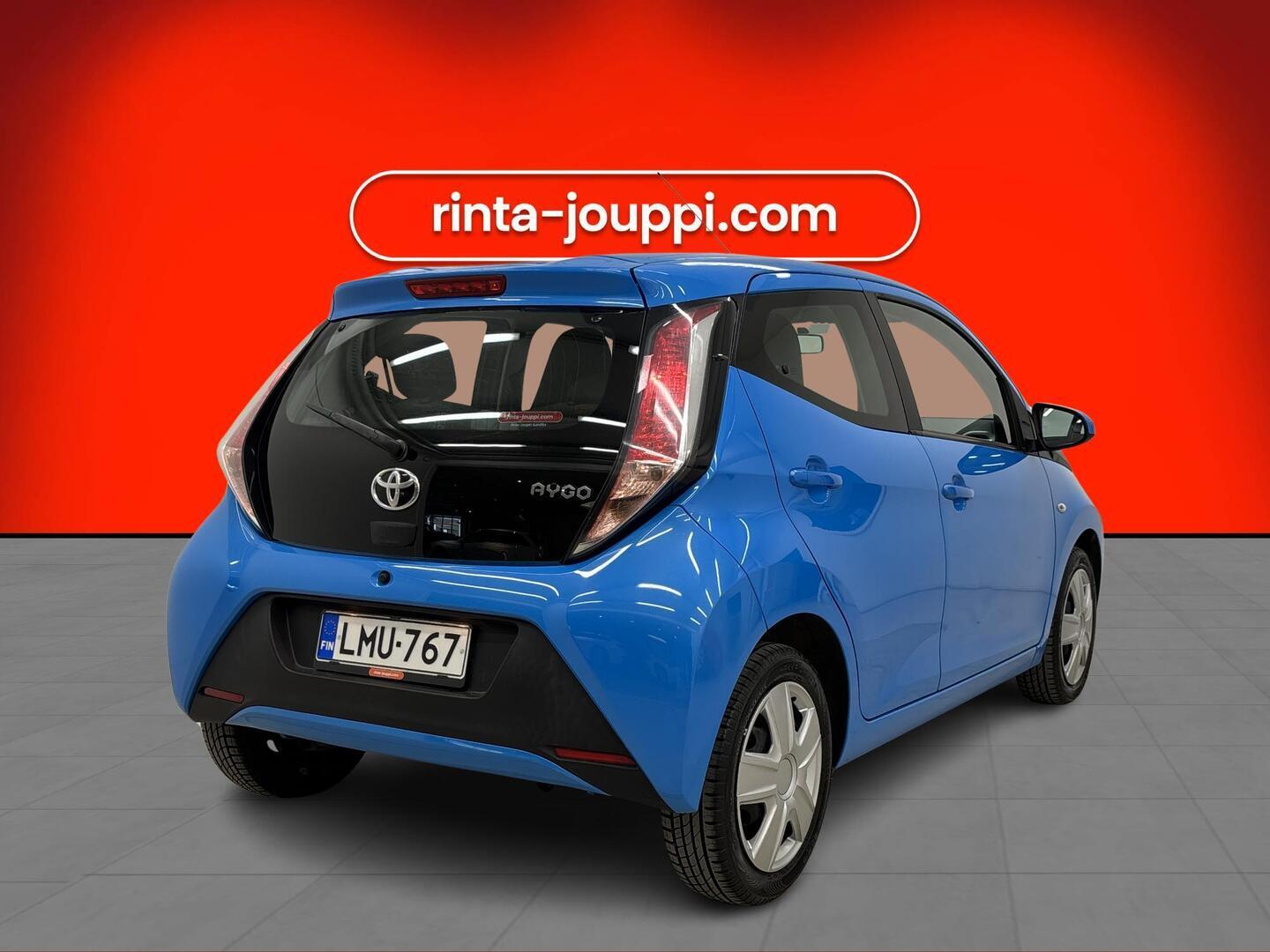 TOYOTA AYGO 2015