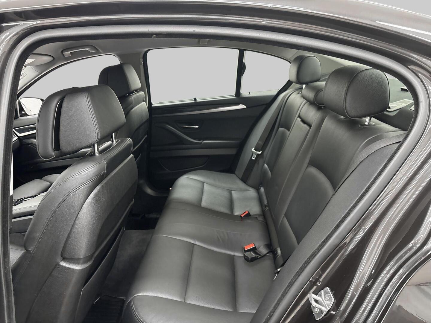 BMW 525 2016