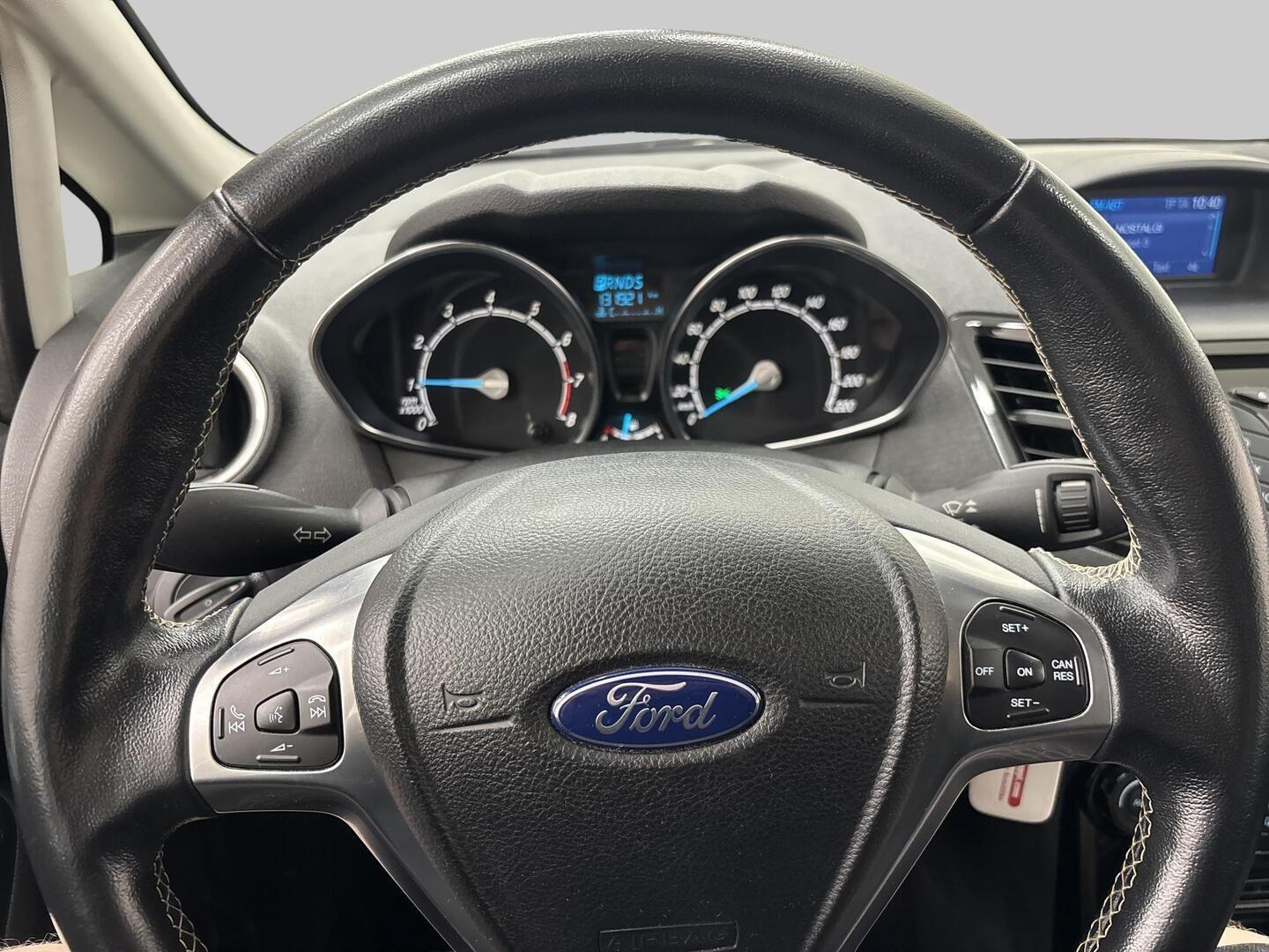 FORD Fiesta 2017
