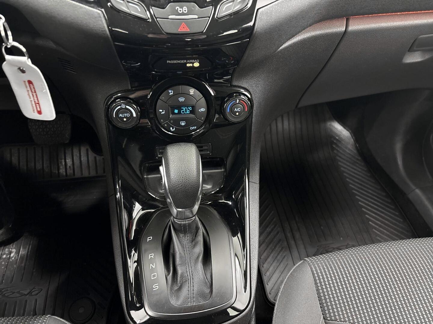 FORD Fiesta 2017