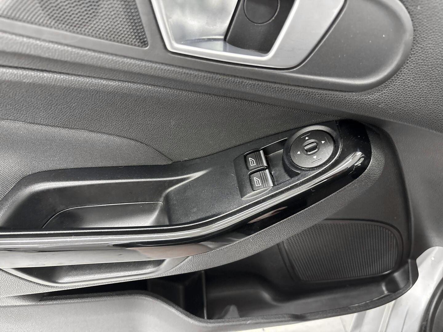 FORD Fiesta 2017