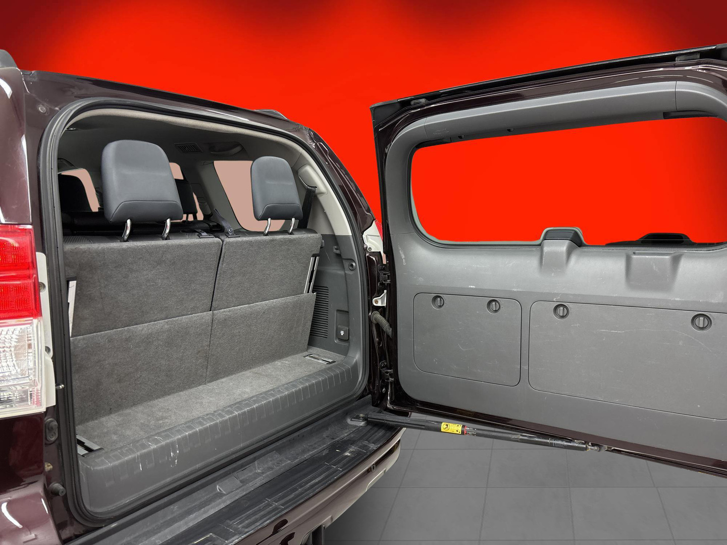 TOYOTA Land Cruiser 2011