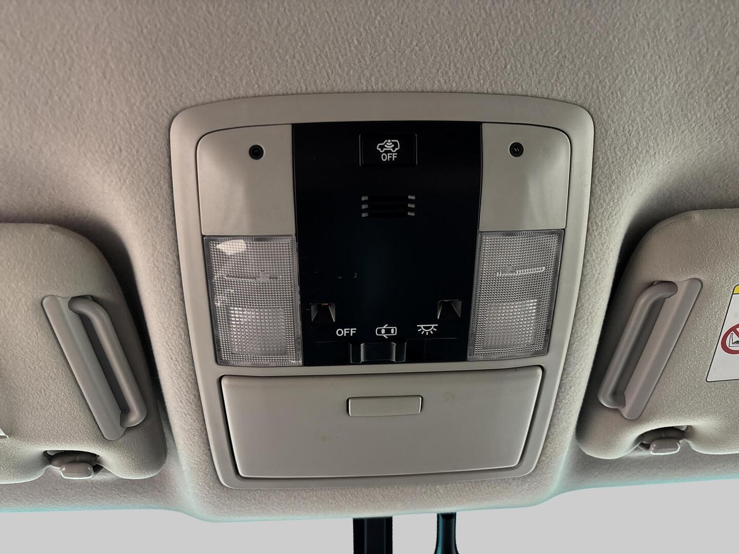 TOYOTA Land Cruiser 2011