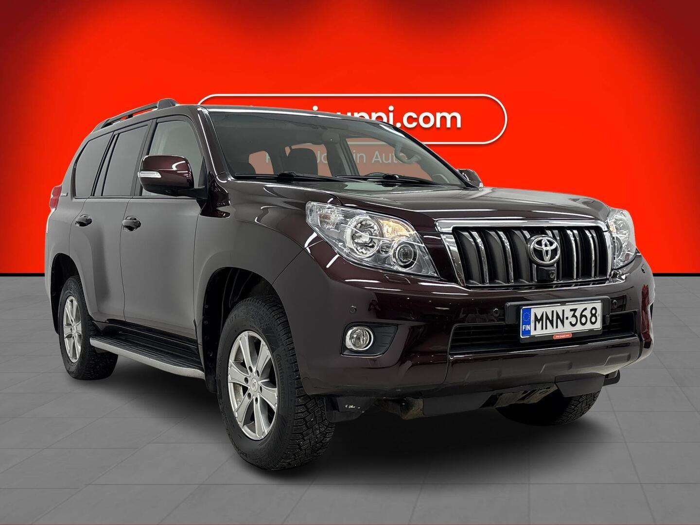 TOYOTA Land Cruiser 2011