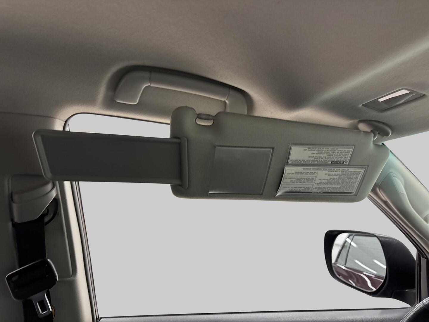 TOYOTA Land Cruiser 2011