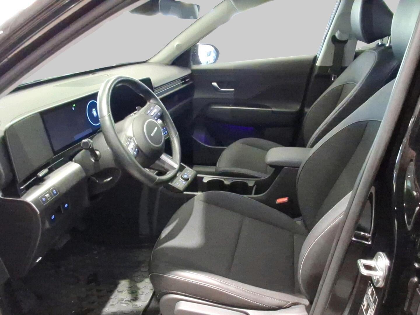 HYUNDAI KONA 2024