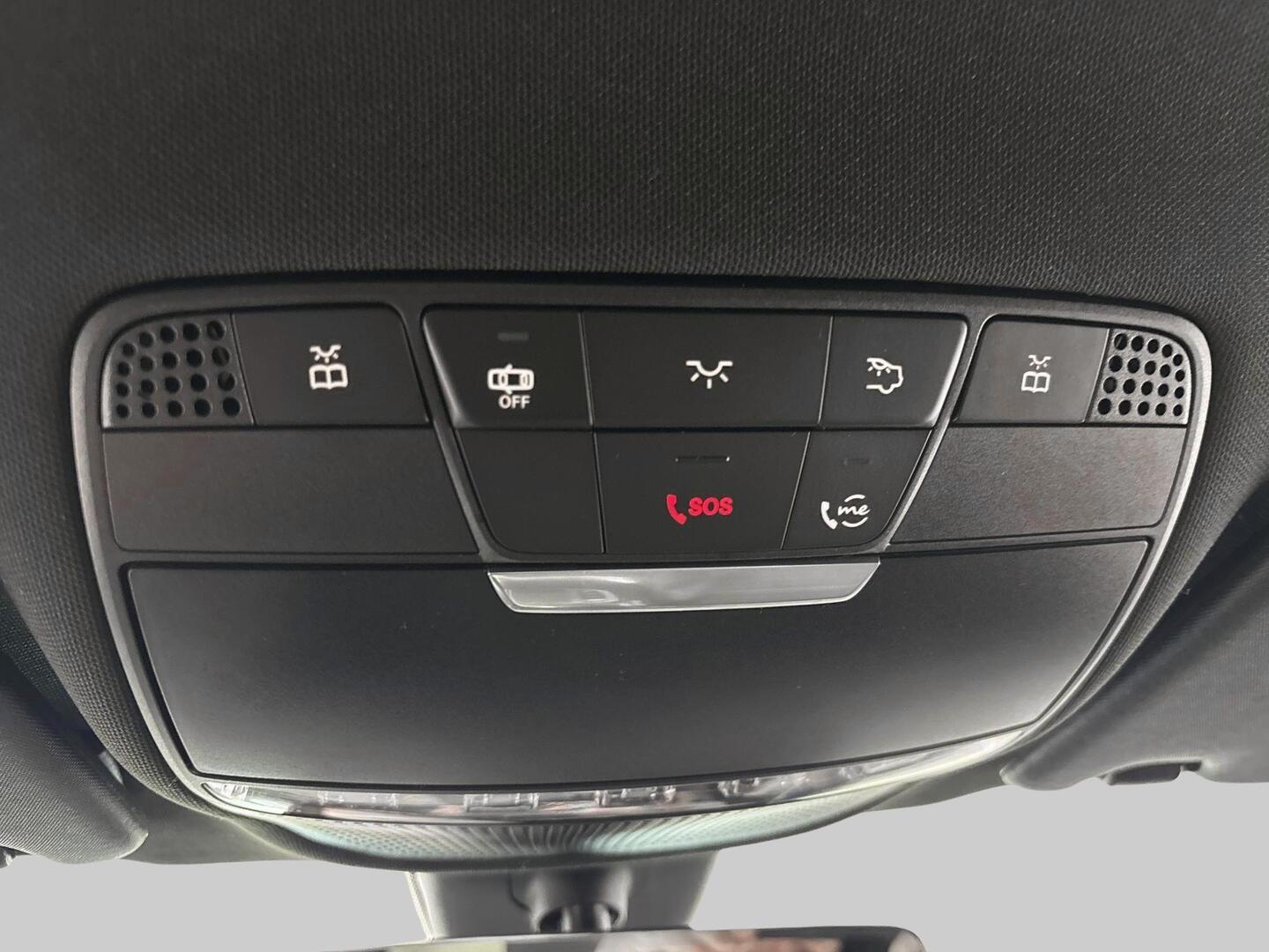 MERCEDES-BENZ GLC 2021