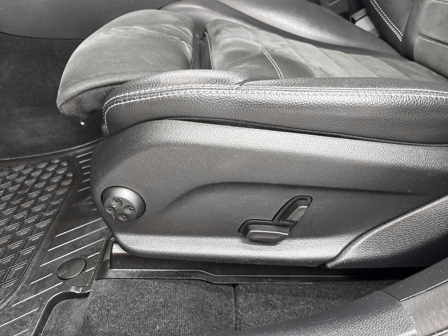 MERCEDES-BENZ GLC 2021