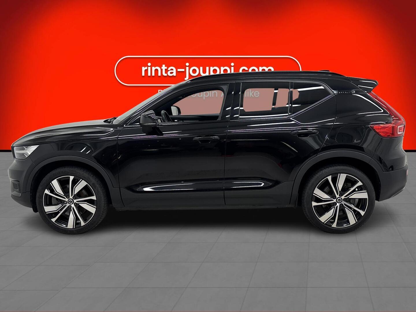 VOLVO XC40 2021