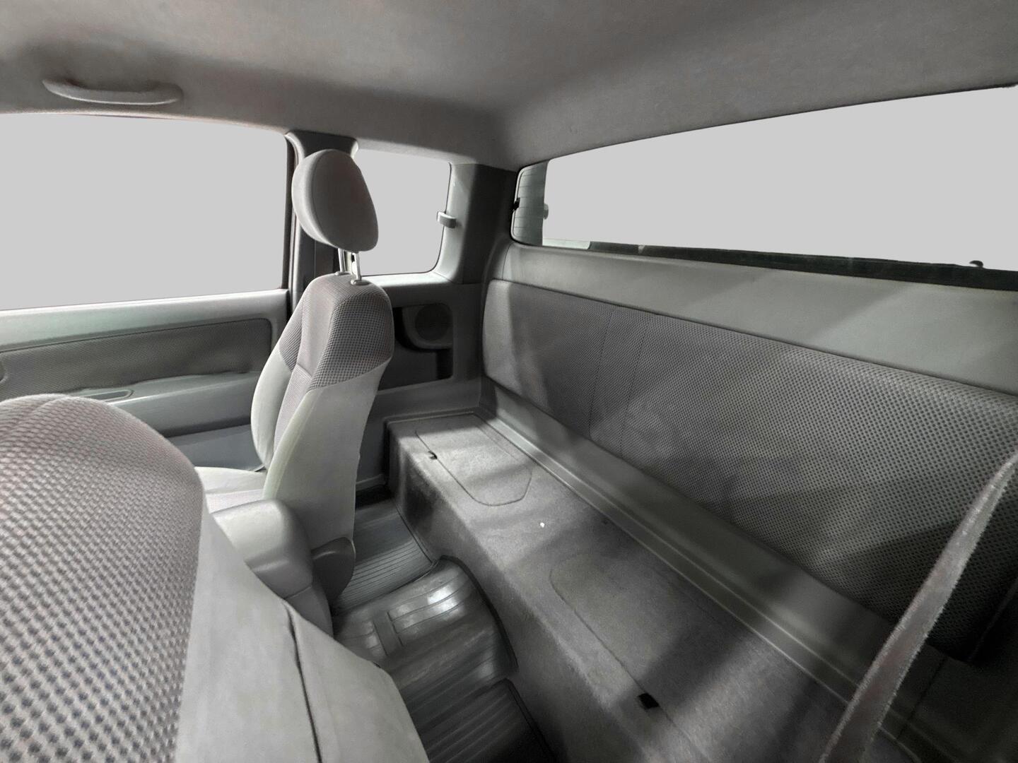 TOYOTA Hilux 2010