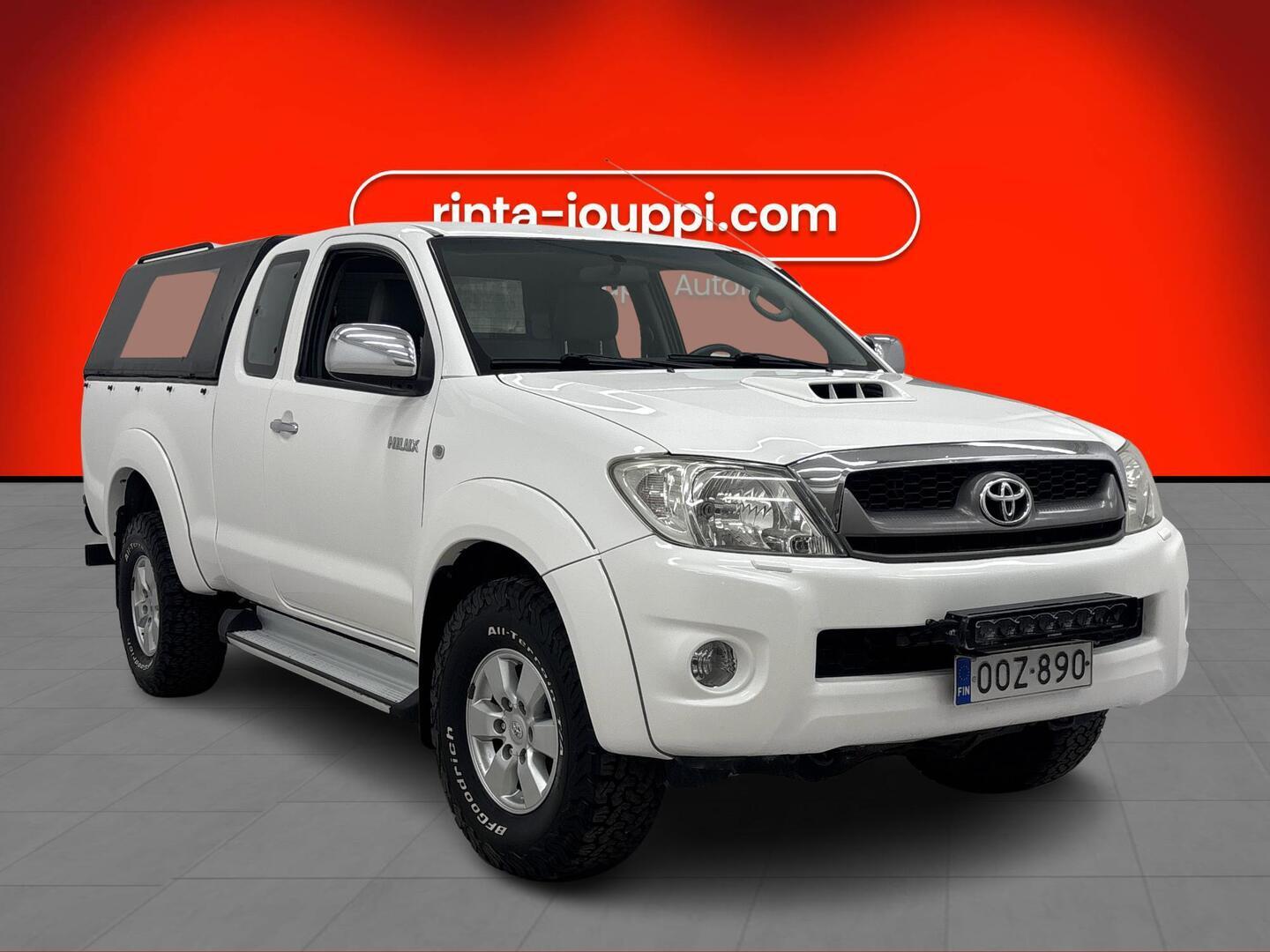 TOYOTA Hilux 2010