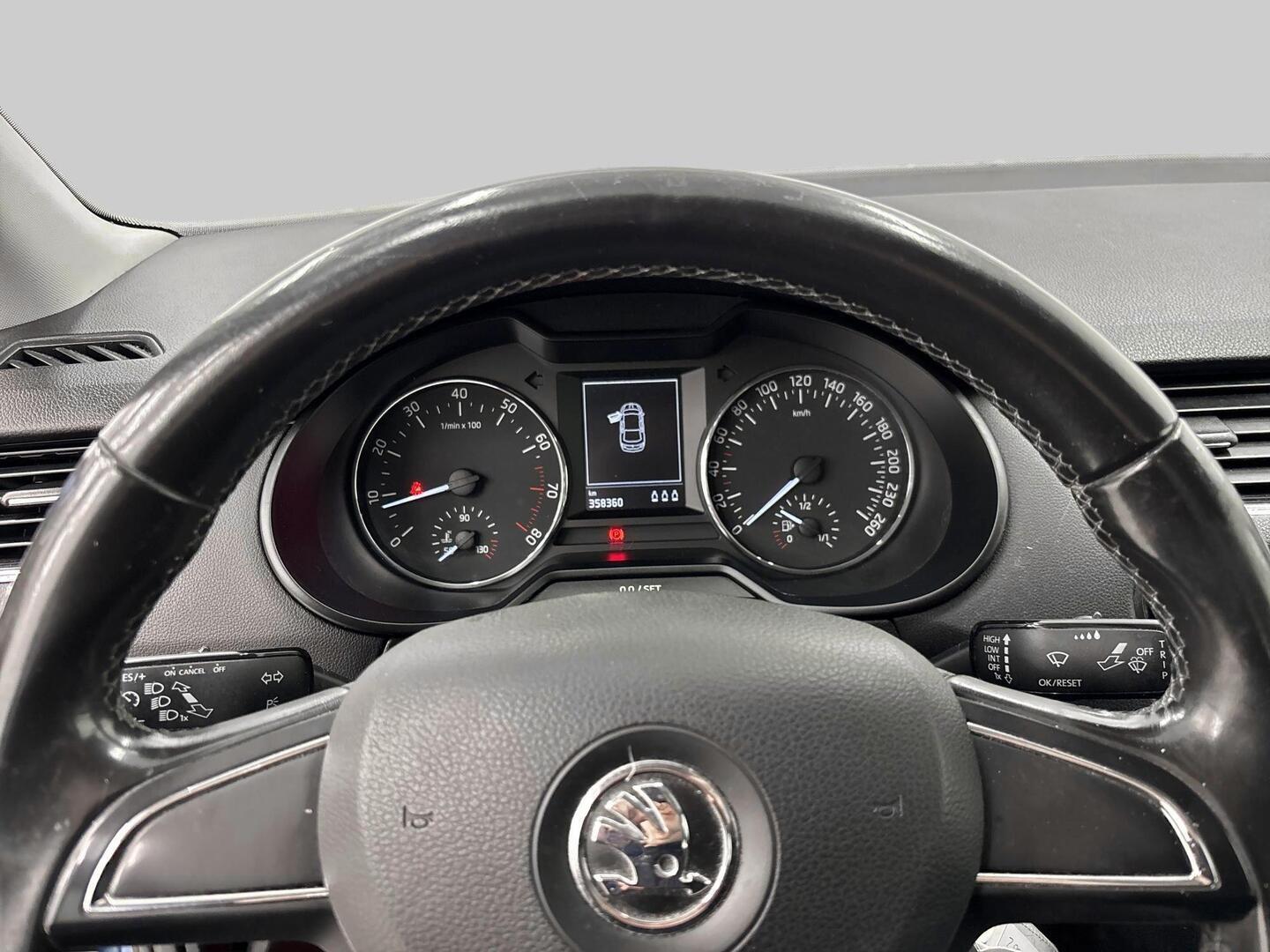SKODA Octavia 2013