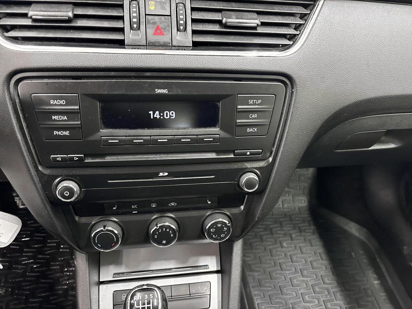 SKODA Octavia 2013