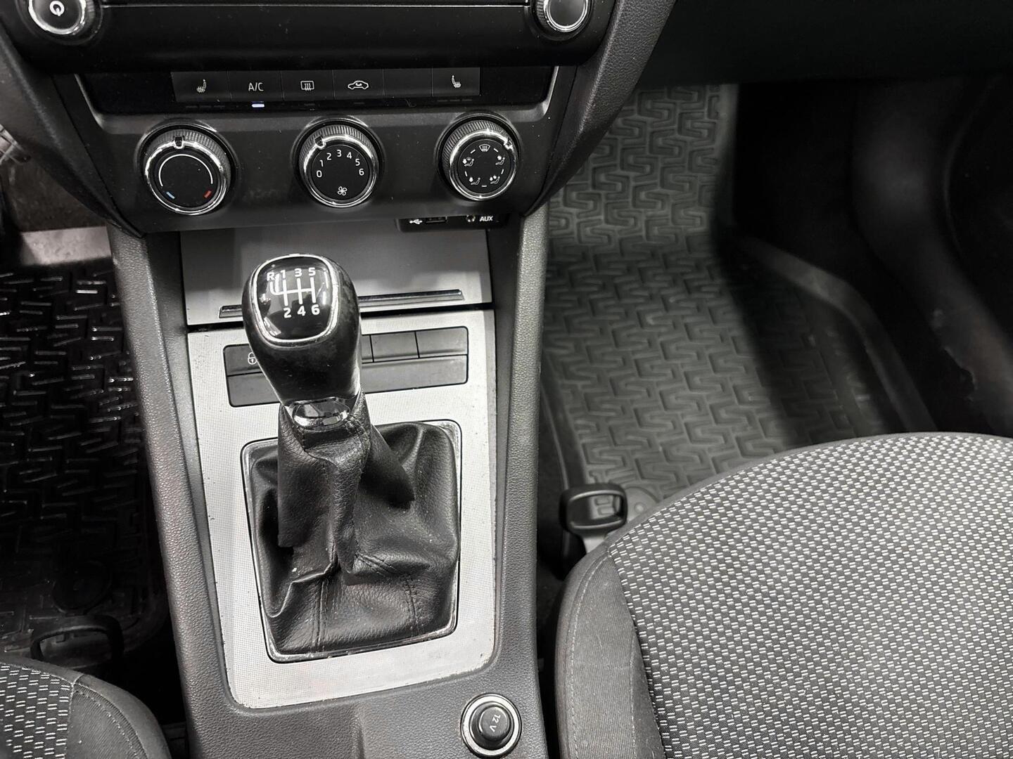 SKODA Octavia 2013