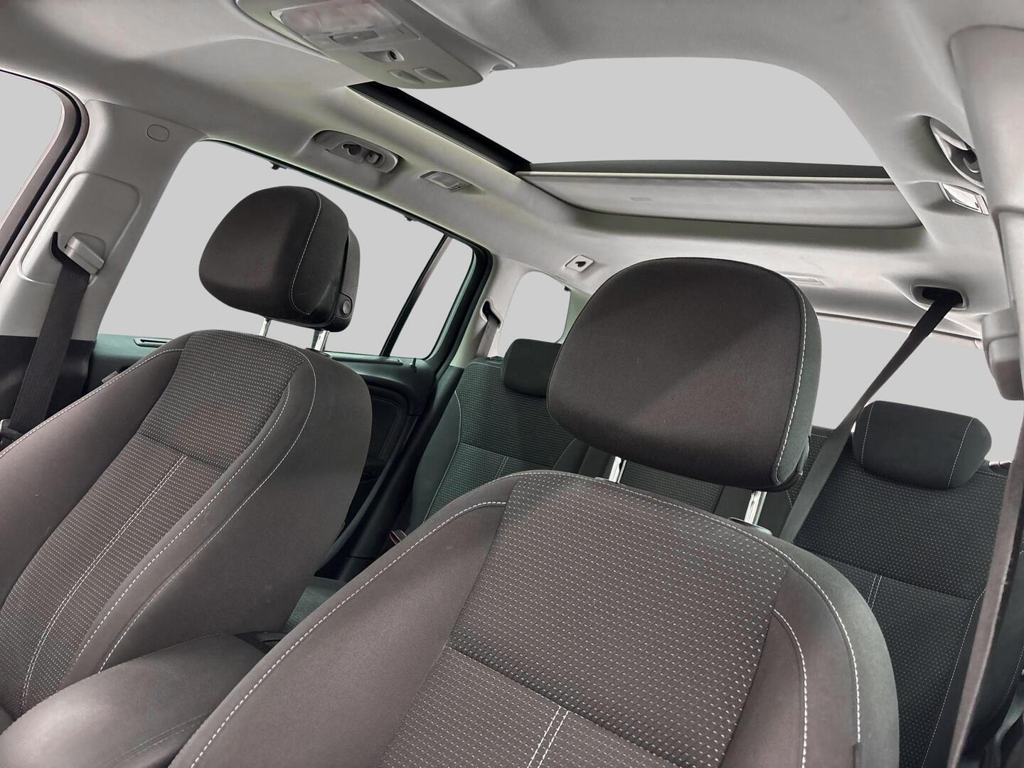 OPEL Zafira Tourer 2012