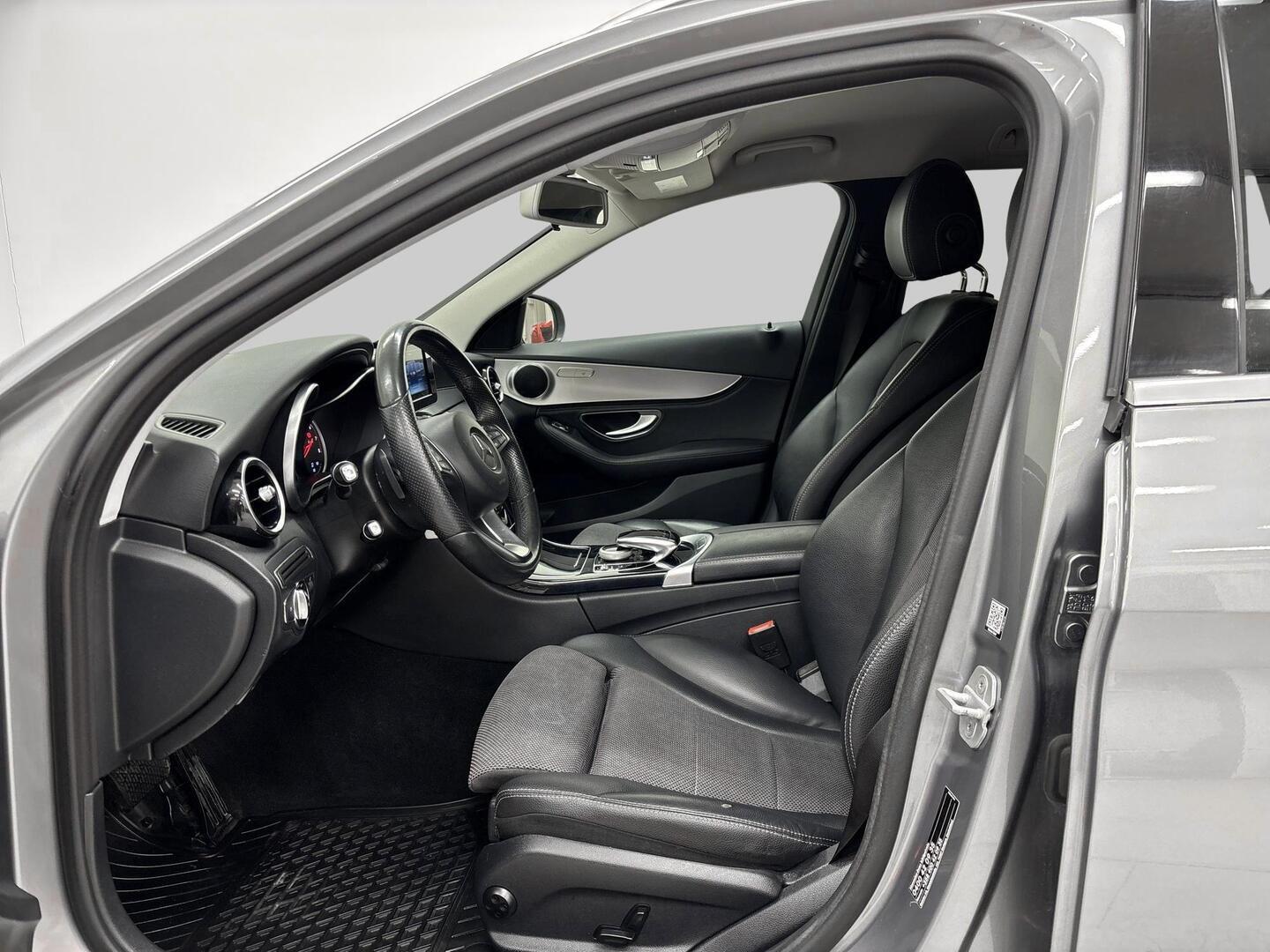 MERCEDES-BENZ C 2015