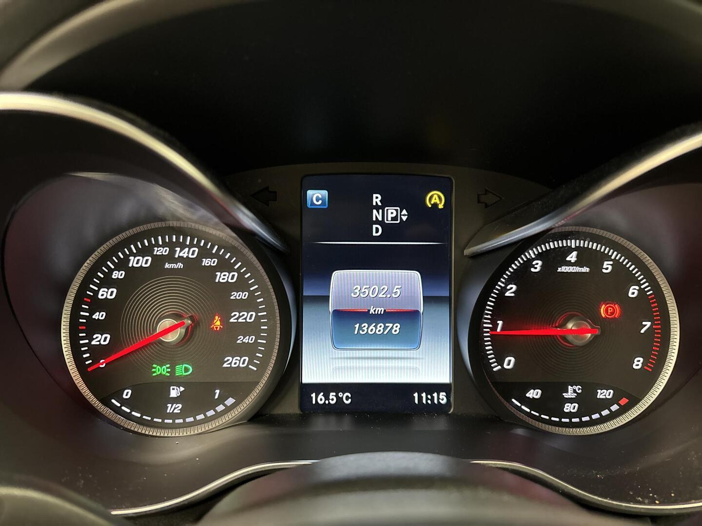 MERCEDES-BENZ C 2015