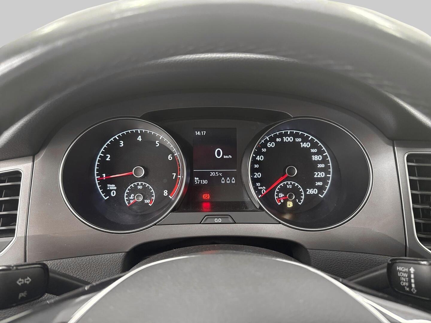 VOLKSWAGEN Golf Sportsvan 2015