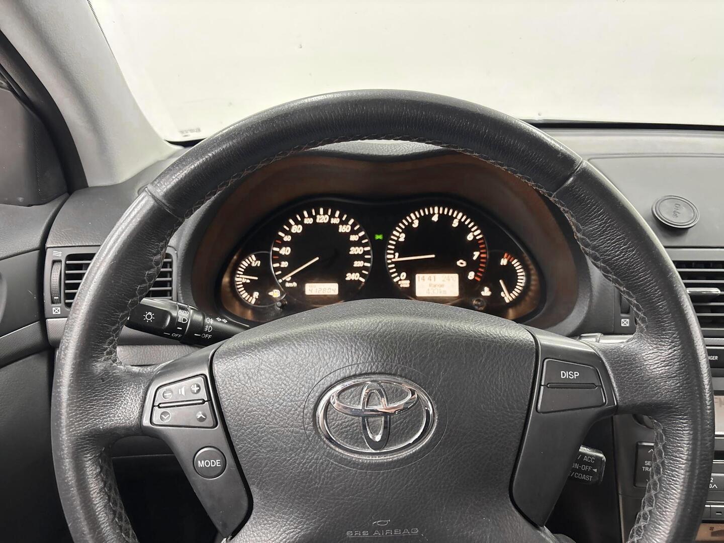 TOYOTA Avensis 2006