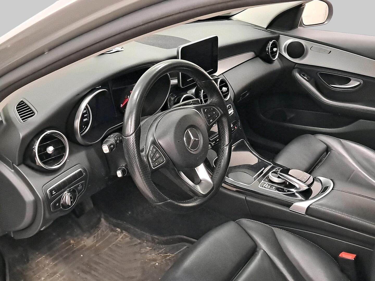 MERCEDES-BENZ C 2015